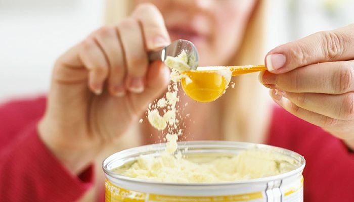 中老年补硒奶粉哪种好些（老年人奶粉含硒的作用与禁忌）-硒宝网