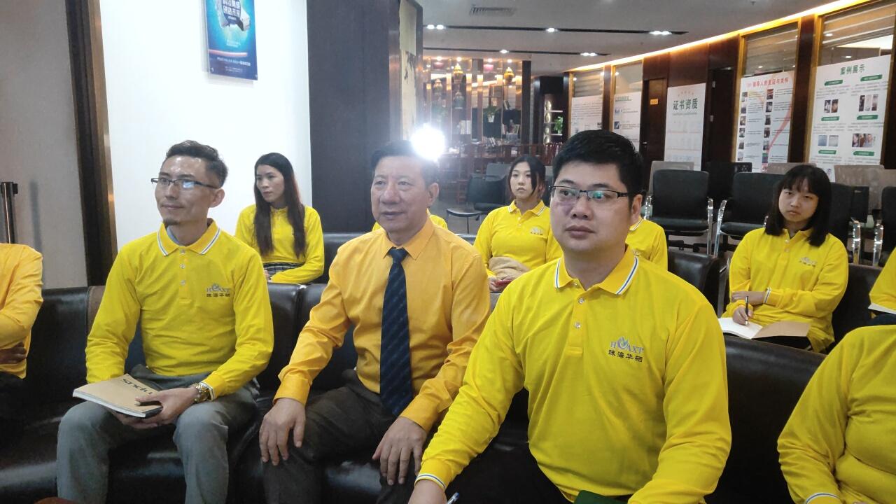 每日需要补硒多少毫克水（每日补水需要硒含量多少）-硒宝网