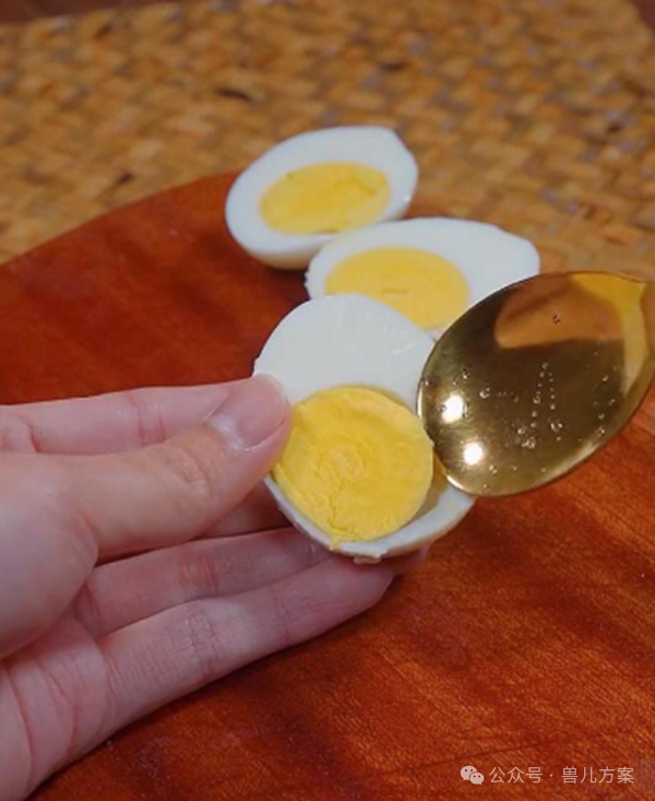 吃几个鸡蛋就能补硒了吗（含硒鸡蛋一天可以吃几个）-硒宝网