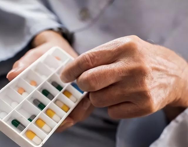 中年人补钙什么钙片效果最好（效果中年补钙钙片好人用吗）-硒宝网