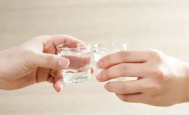 吃什么食物补硒元素最好（补充硒元素的好处）-硒宝网