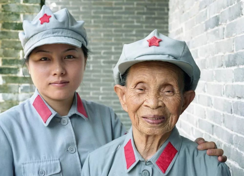 80岁以上老人补硒多少(老人补硒的危害)-硒宝网