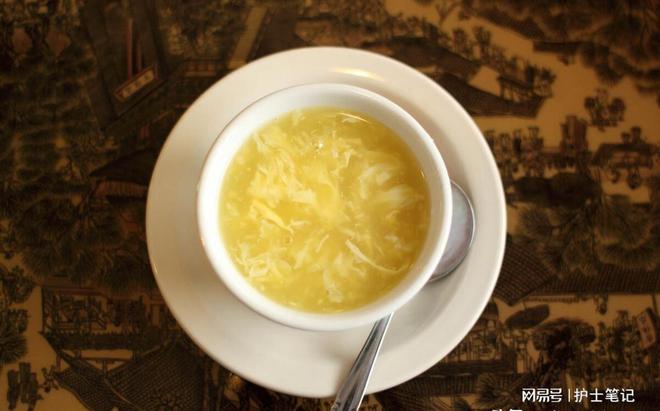 经常补硒会使皮肤上火吗（补硒会不会长痘痘）-硒宝网