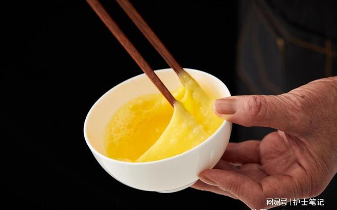 经常补硒会使皮肤上火吗（补硒会不会长痘痘）-硒宝网