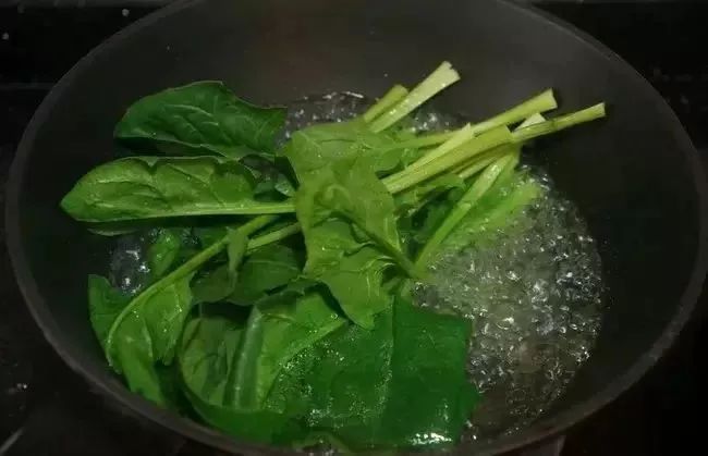 脂肪肝能否补硒元素胶囊(脂肪肝可以吃肝友胶囊吗)-硒宝网