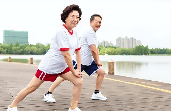 中老年怎么补硒好吸收快(补硒可以提高老年人的健康水平)-硒宝网