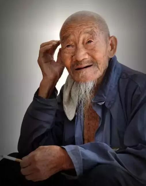 中年人每天补硒多少毫克(人体每天补充硒)-硒宝网