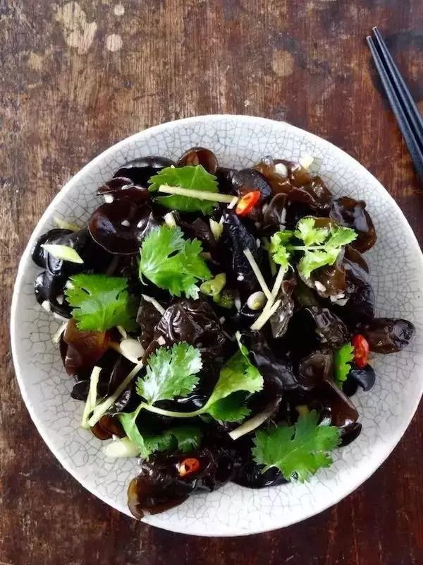 女性补什么硒比较好吸收(女人补硒吃什么药好)-硒宝网