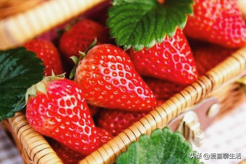 吃什么水果能补维硒元素（吃什么水果可以补硒）-硒宝网