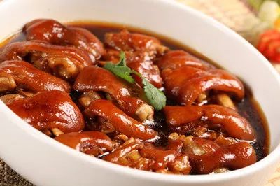 补硒要搭配什么药吃最好（补硒食补好还是药补好）-硒宝网