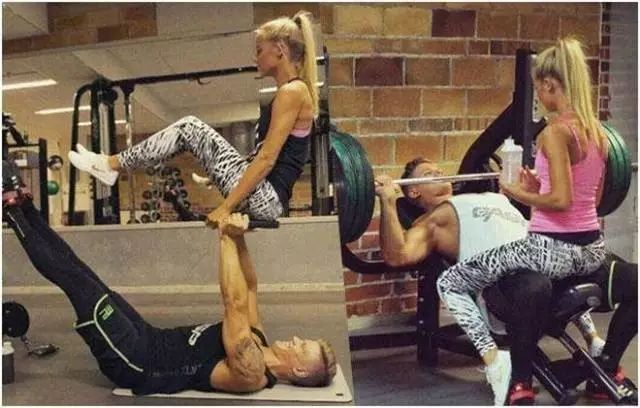 成年男子要补多少锌硒呢(成年锌补男子硒要吃多少)-硒宝网