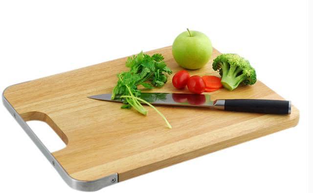 补硒会不会口干口苦口臭（会补口臭口干口苦硒含量高吗）-硒宝网