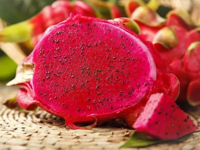 甲状腺癌可以补硒嘛女性(甲状腺癌能吃硒酵母吗)-硒宝网