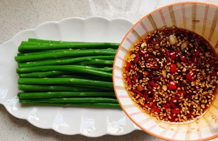 补硒最好每日几片一次吃(每天吃硒片有好处吗)-硒宝网