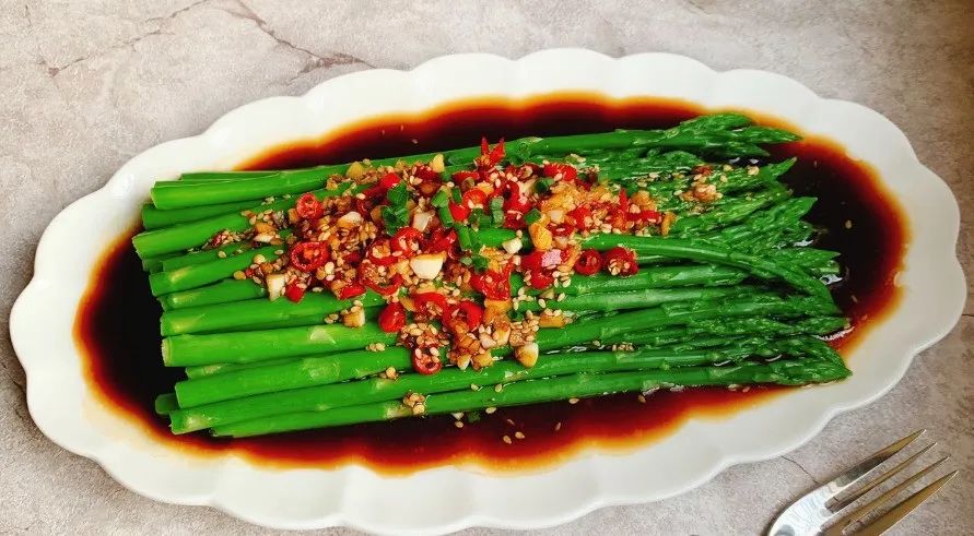 补硒最好每日几片一次吃(每天吃硒片有好处吗)-硒宝网