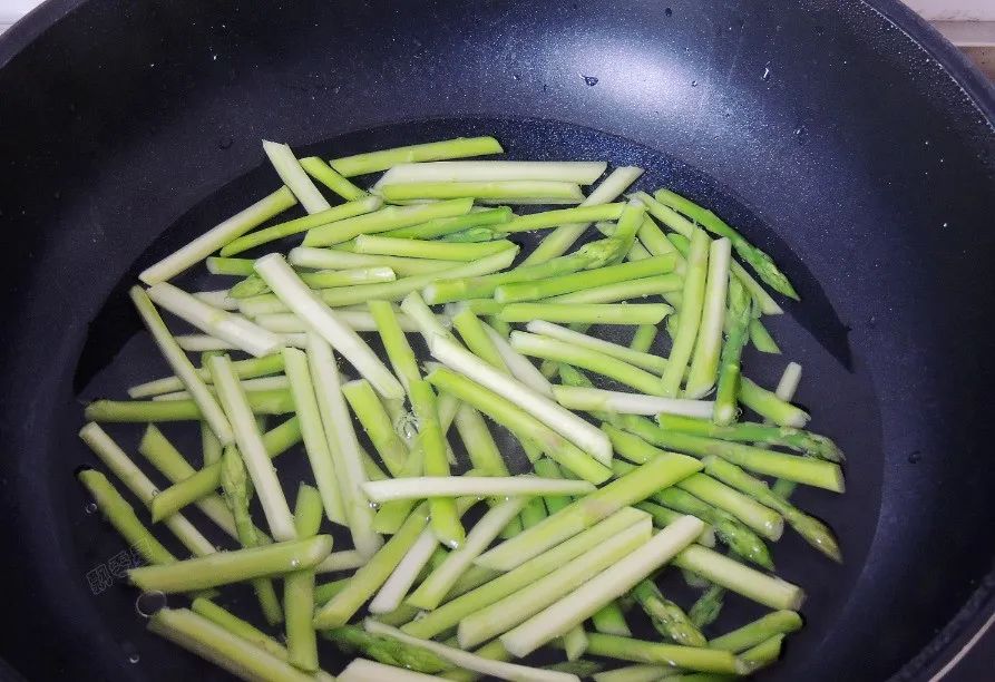 补硒最好每日几片一次吃(每天吃硒片有好处吗)-硒宝网