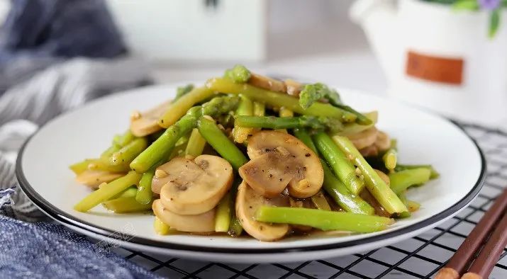 补硒最好每日几片一次吃(每天吃硒片有好处吗)-硒宝网