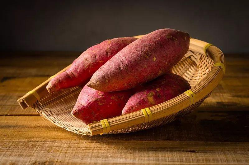 肝受损要不要补硒元素钙（补硒对肝病患者有好处吗）-硒宝网