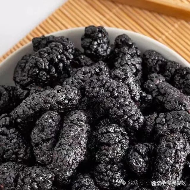 干桑葚泡水喝能不能补硒（能喝桑葚干泡水吗）-硒宝网