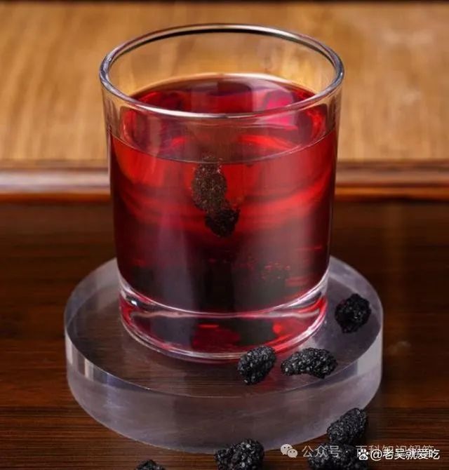 干桑葚泡水喝能不能补硒（能喝桑葚干泡水吗）-硒宝网