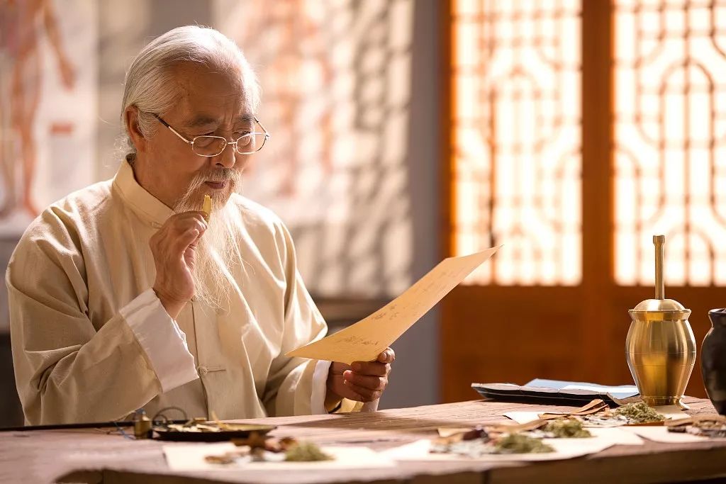 吃补硒的可以吃感冒药吗(吃感冒药可以补充维生素吗)-硒宝网