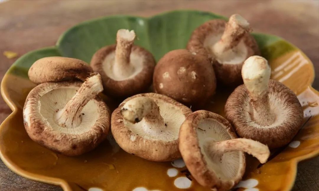 补硒适合吃什么维生素好(补充维生素硒)-硒宝网