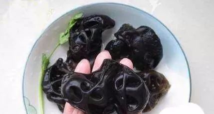 中老年人补硒有哪些食材（中老年补硒还有用吗）-硒宝网