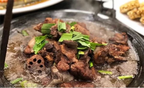 恩施鹤峰下坪富硒茶简介(恩施鹤峰茶叶分几种)-硒宝网