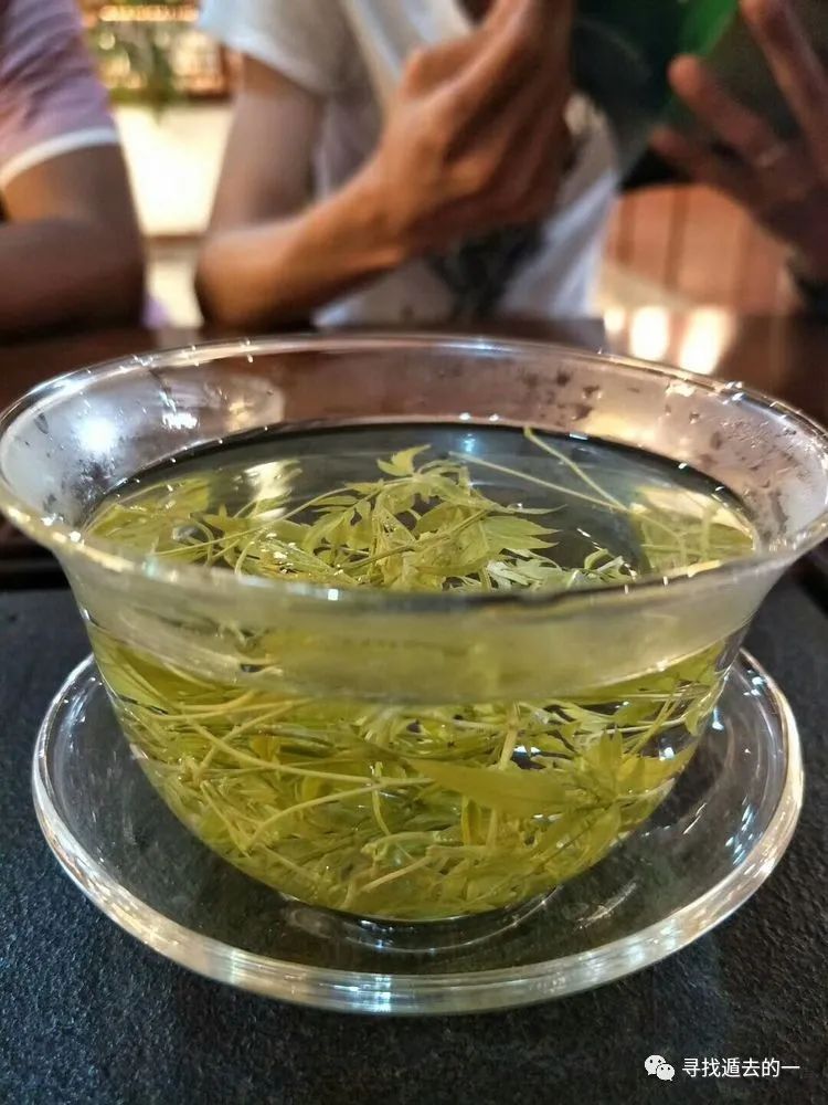 藤茶富硒标准是多少克硒(富硒藤茶的骗局)-硒宝网