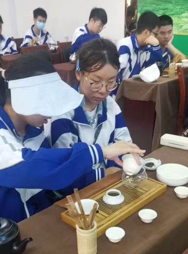 富硒茶加工工序流程视频(做茶工艺流程视频)-硒宝网