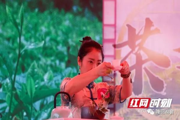 富硒茶加工工序流程视频(加工茶叶的视频)-硒宝网