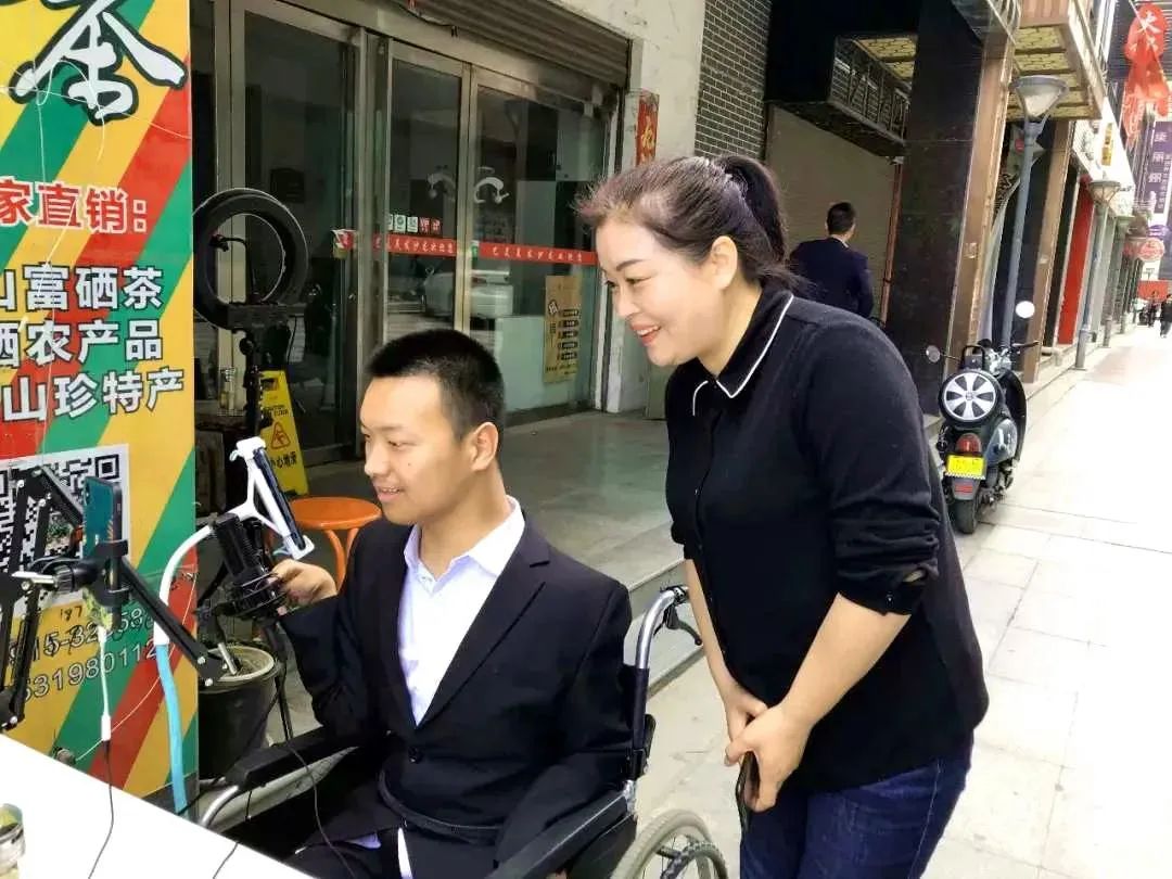 紫阳富硒茶采摘现场视频（紫阳茶富硒饮品价格）-硒宝网