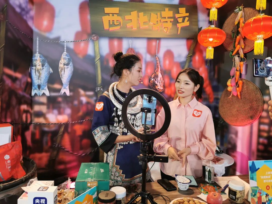 紫阳富硒茶采摘现场视频（紫阳茶富硒饮品价格）-硒宝网