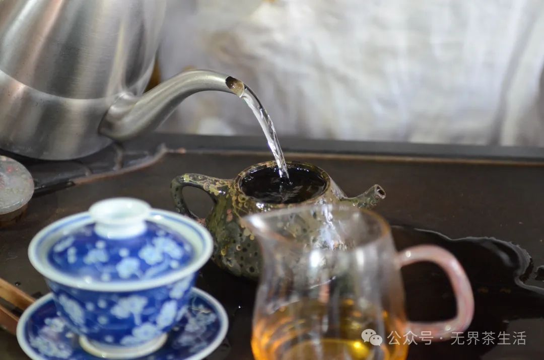 富硒茶好 还是普洱茶好（普洱茶硒含量）-硒宝网