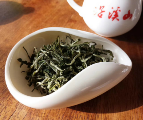 西岩高山富硒茶是什么茶(高山富硒茶功效)-硒宝网