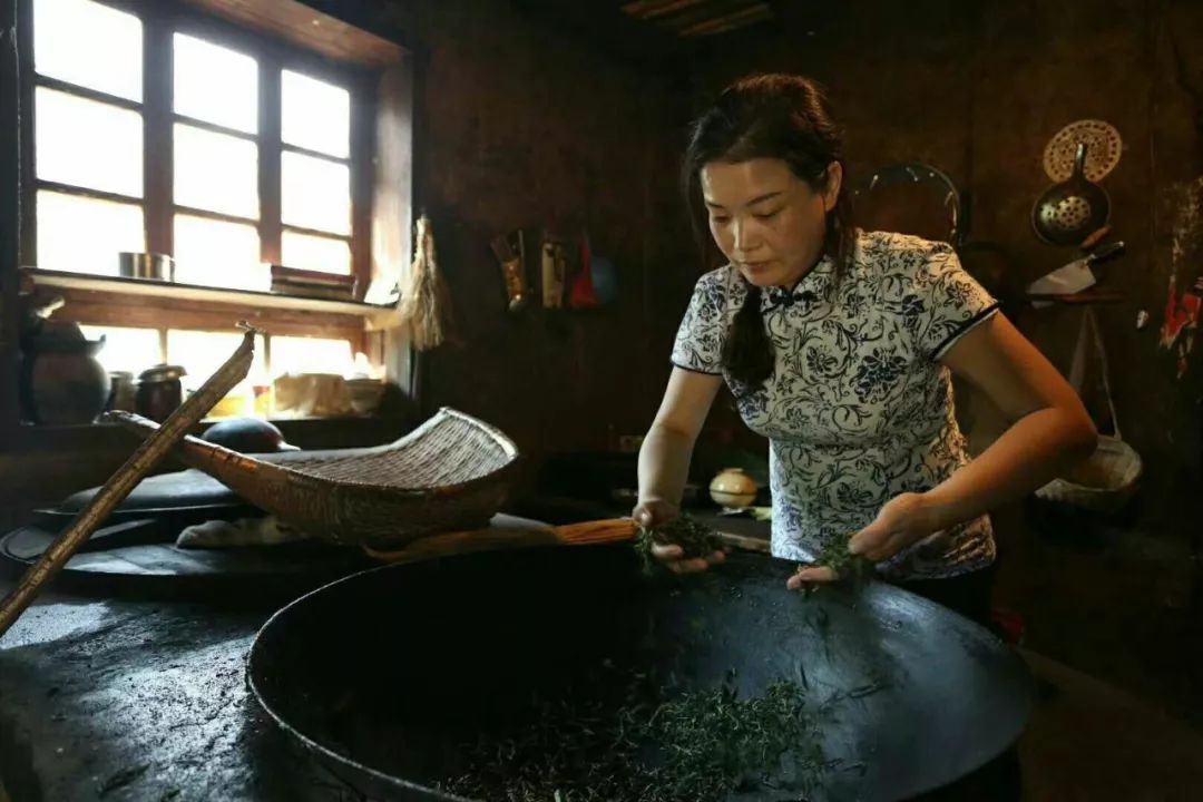 如何泡紫阳富硒茶喝好喝(紫阳富硒茶的泡法及水温)-硒宝网