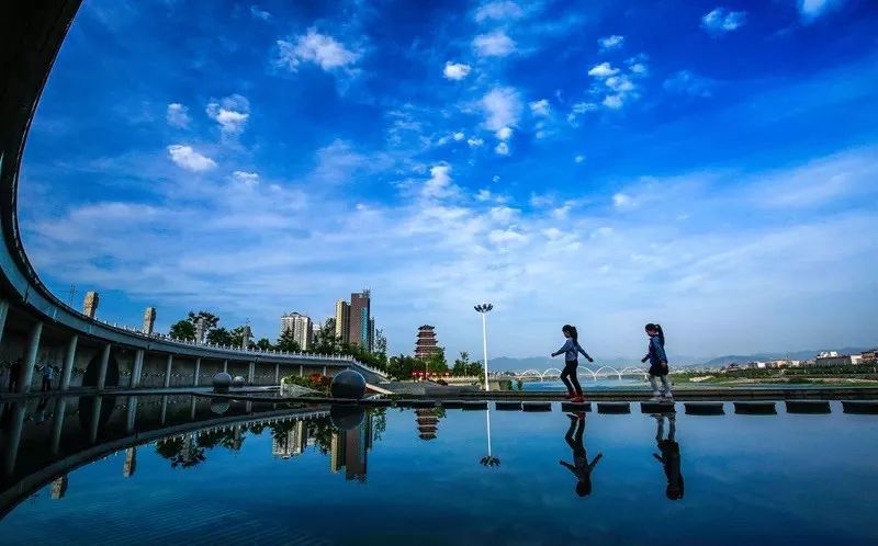 如何泡紫阳富硒茶喝最好（紫阳富硒茶的泡法及水温）-硒宝网