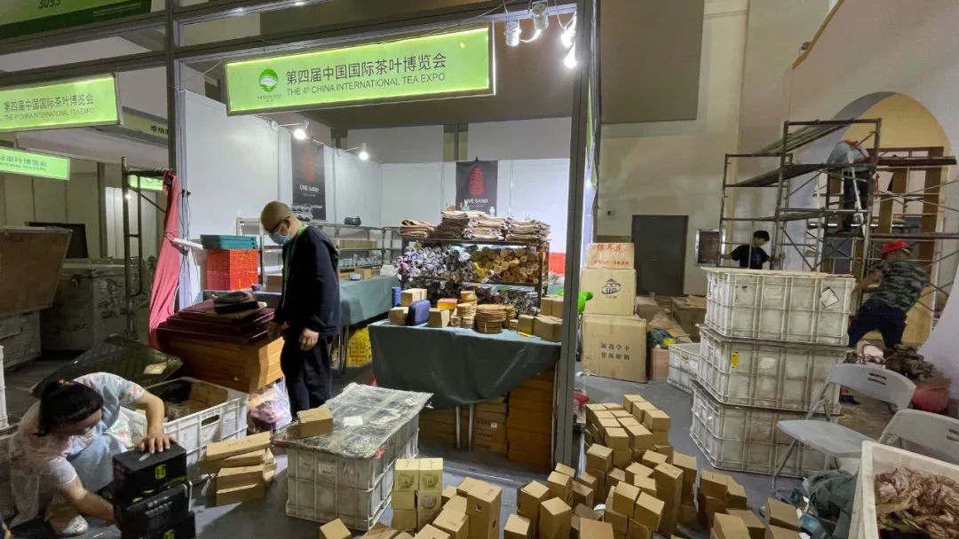 玉露和富硒茶哪个好喝点（喝玉露茶有什么好处）-硒宝网