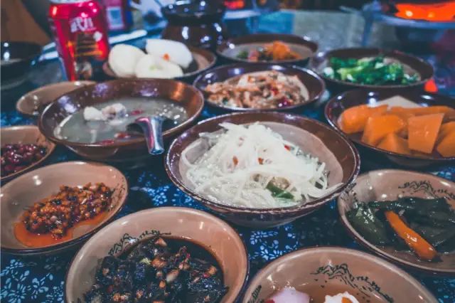 如何在恩施当地买富硒茶(湖北的恩施富硒茶厂)-硒宝网