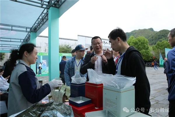 安徽石台县富硒茶的好处(石台特产富硒茶价格)-硒宝网