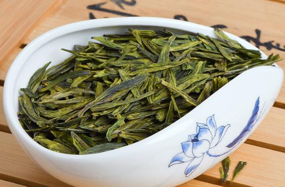 富硒茶用什么泡的喝好呢（富硒水泡茶好吗）-硒宝网