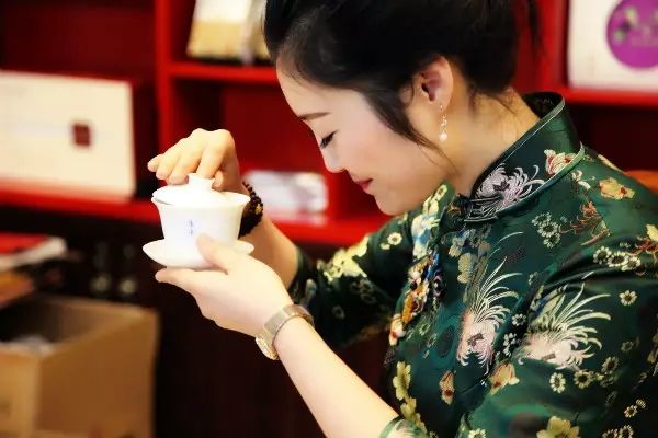 恩施的富硒茶是什么样子（恩施富硒茶21年新茶价格）-硒宝网