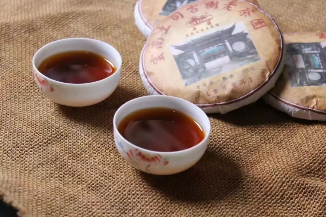 富硒绿茶和普洱茶的区别(绿茶对比普洱茶)-硒宝网