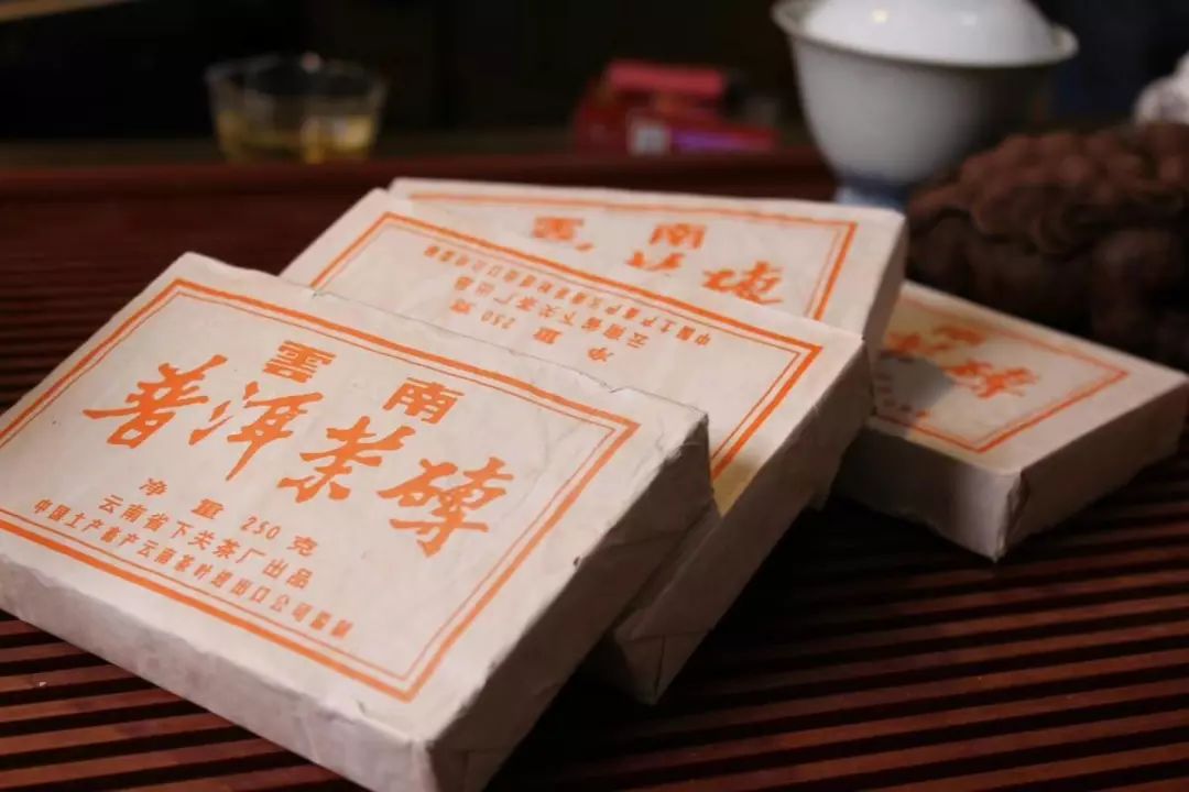 富硒绿茶和普洱茶的区别(绿茶对比普洱茶)-硒宝网