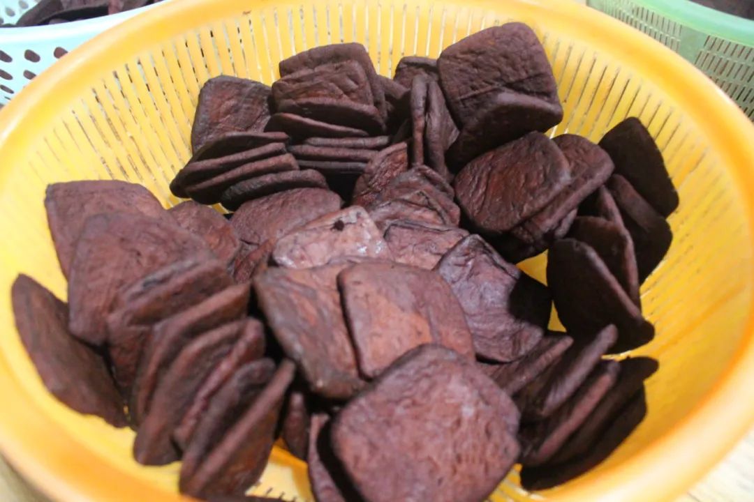 石台县高山富硒茶的功效（高山富硒茶多少钱一斤）-硒宝网