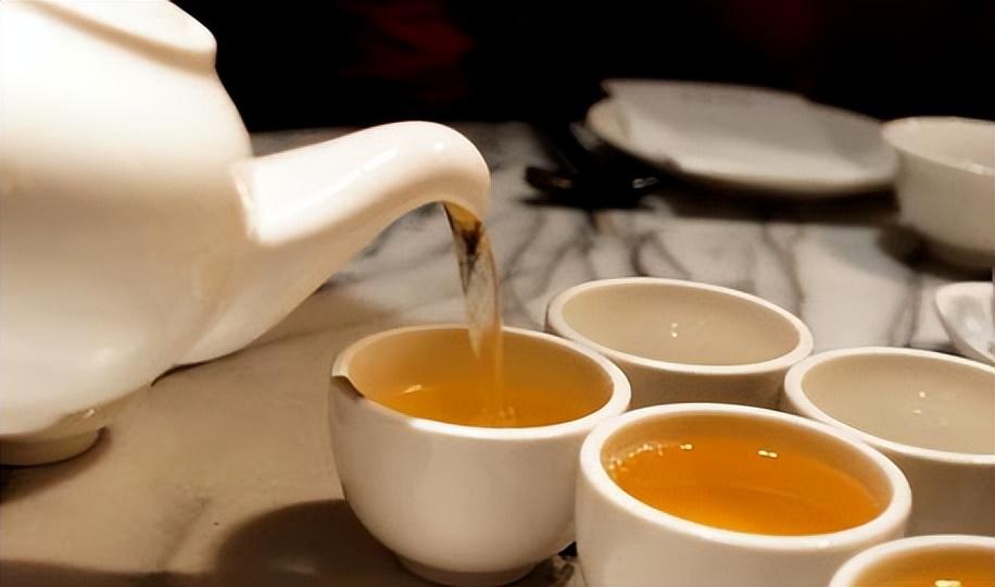 什么年龄段人喝富硒茶好(富硒茶喝多了会有什么坏处)-硒宝网