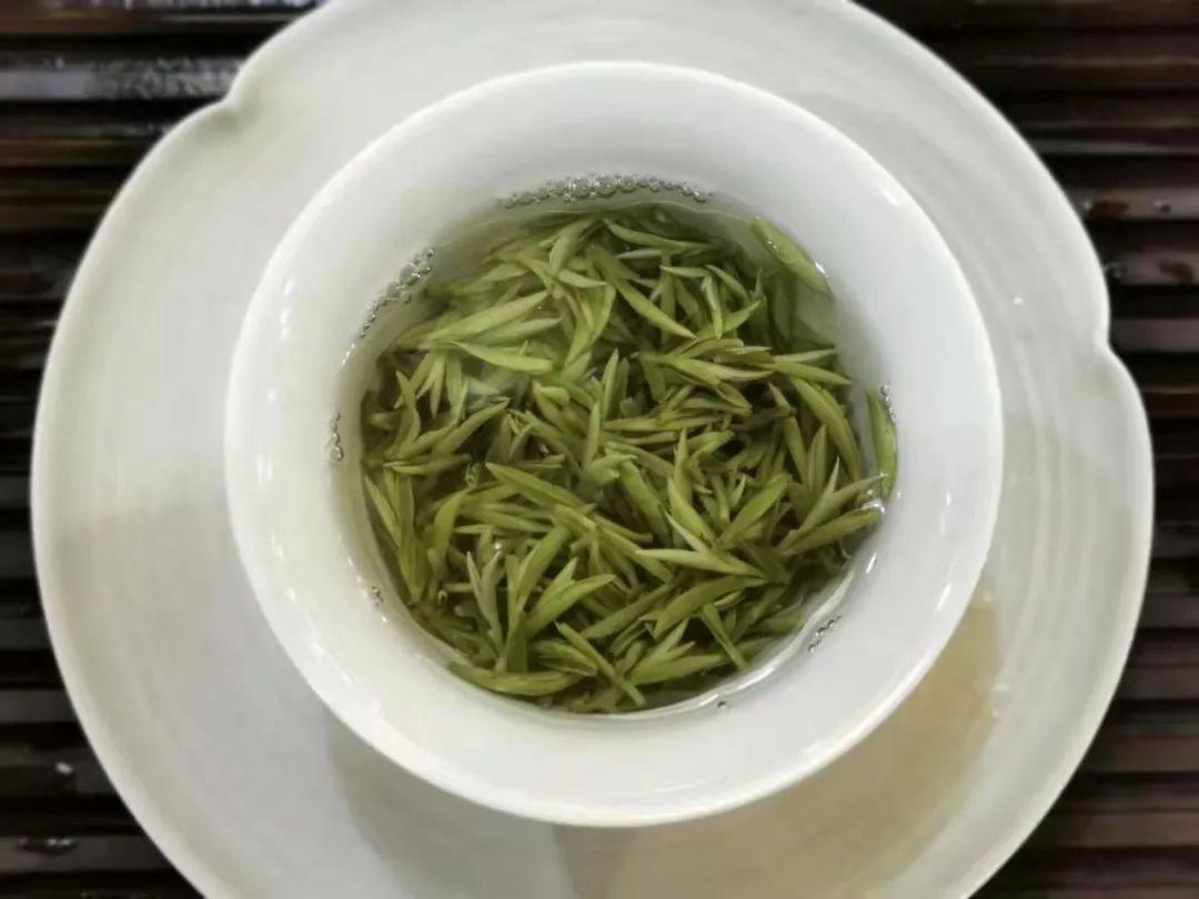 富硒水和茶哪个好一点呢(富硒茶叶)-硒宝网