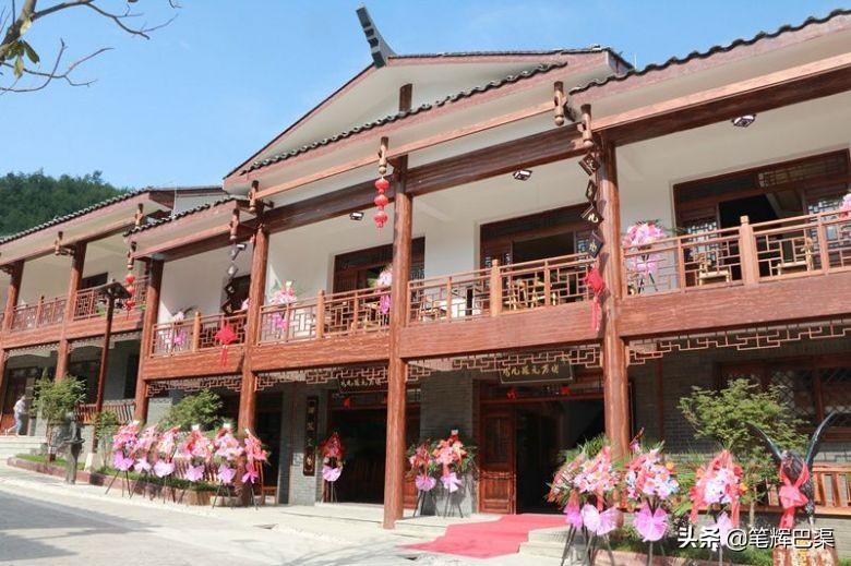 万源富硒茶代言人是哪个（万源富硒茶多少钱一斤）-硒宝网