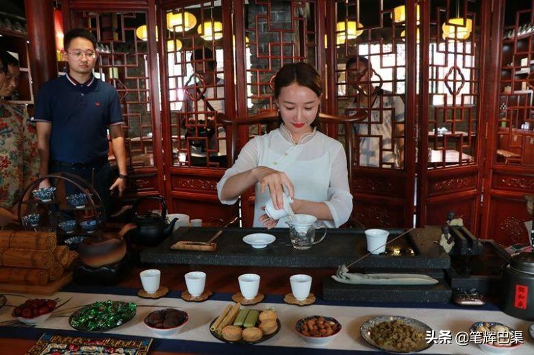 万源富硒茶代言人是哪个（万源富硒茶多少钱一斤）-硒宝网