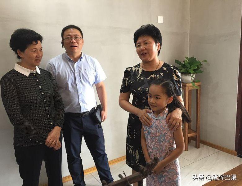 万源富硒茶代言人是哪个（万源富硒茶多少钱一斤）-硒宝网